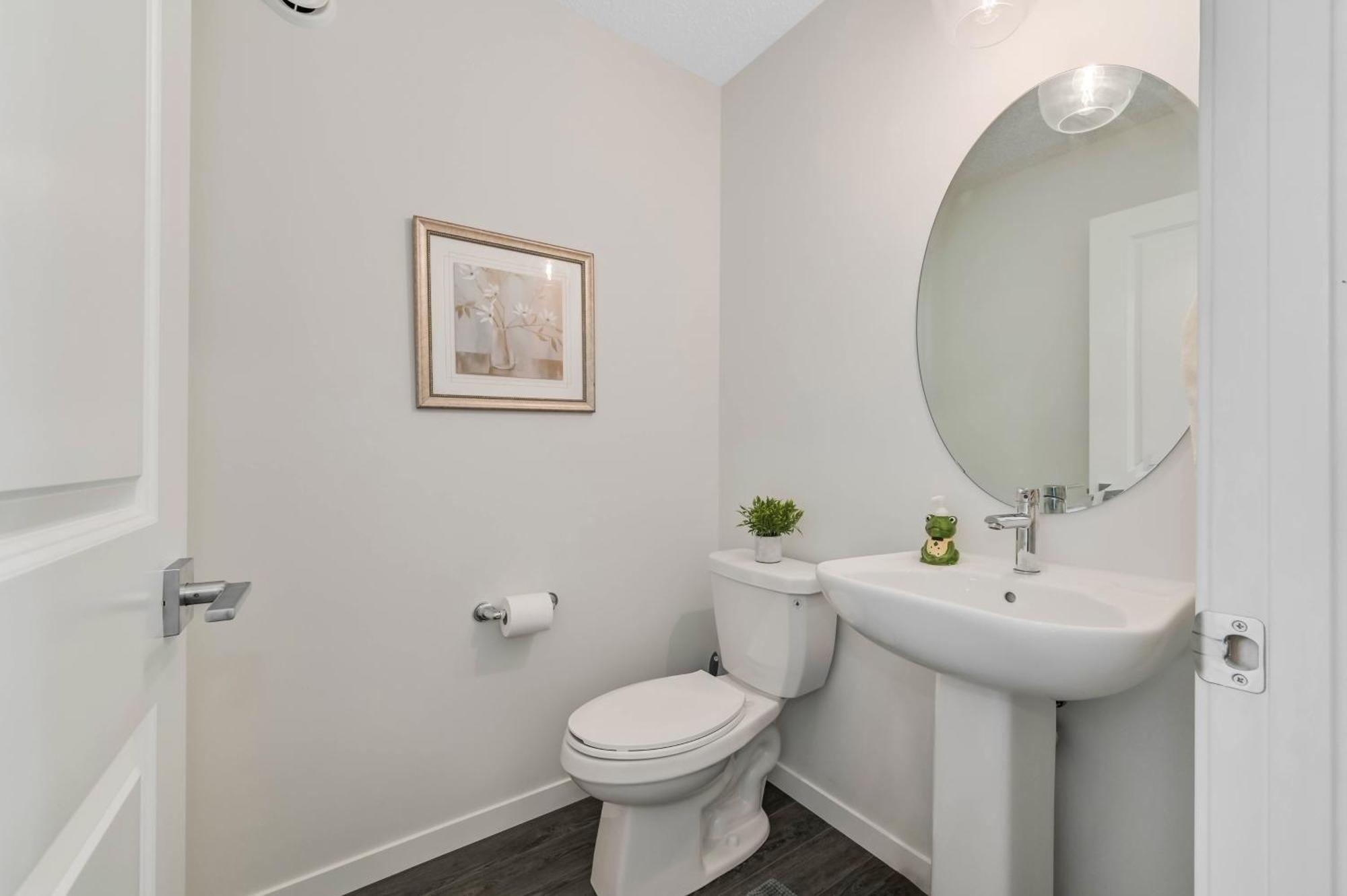Brand New 3-bedroom House Apartment Calgary