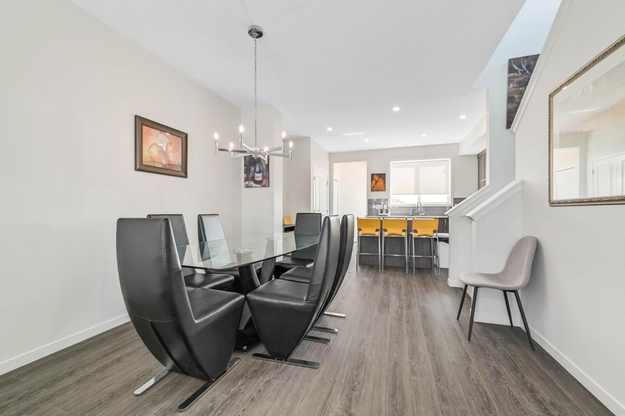 Brand New 3-bedroom House * Calgary